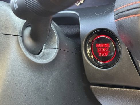 Used 2024 Honda HR-V Sport image 17