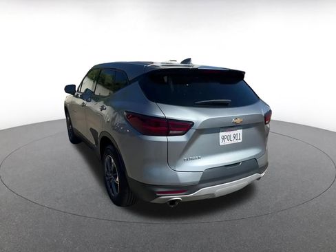 Used 2025 Chevrolet Blazer LT image 11