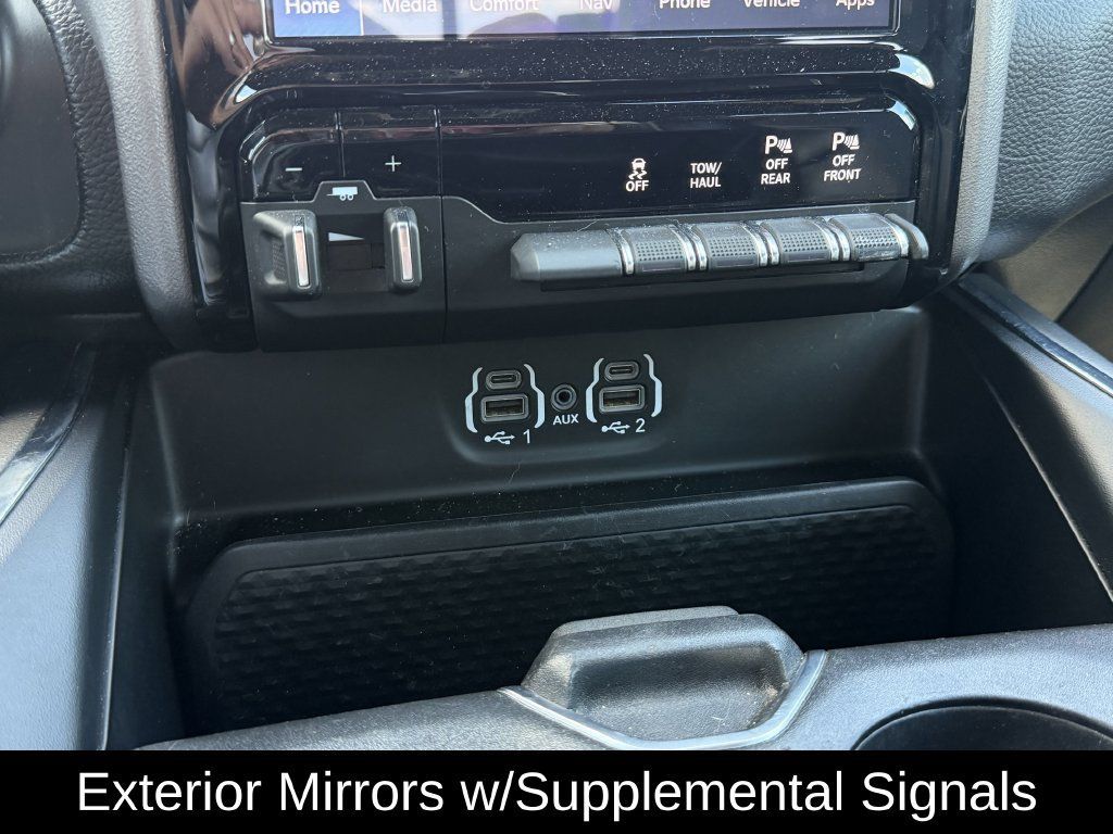 Used 2024 RAM 1500 Laramie AWD/4WD image 27