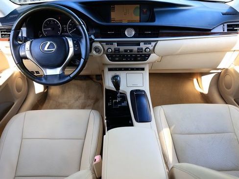 Used 2013 Lexus ES 350 image 2
