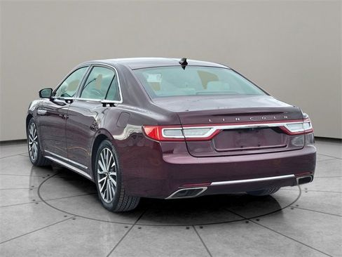Used 2020 Lincoln Continental w/ Premium Package image 10