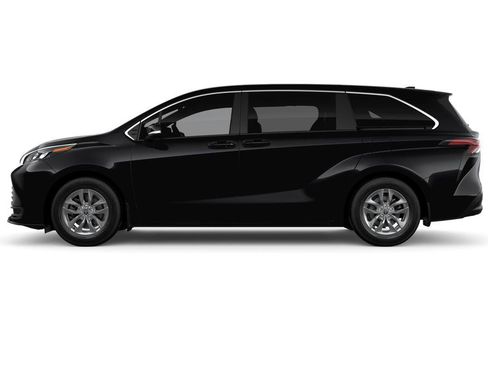 New 2026 Toyota Sienna LE FWD image 25