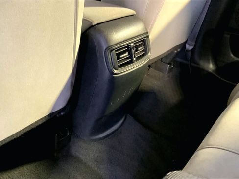 Used 2019 Honda CR-V LX image 34