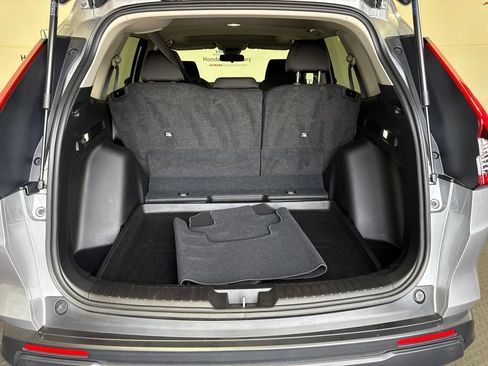 Used 2023 Honda CR-V EX image 10