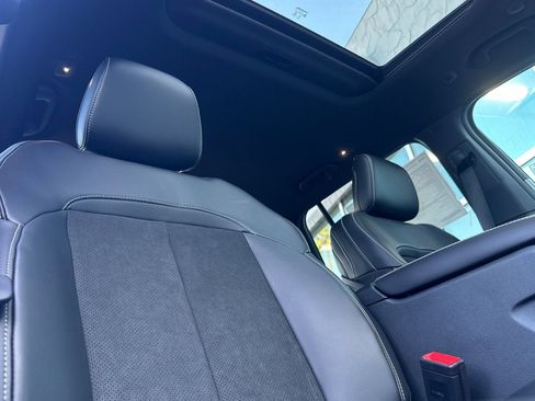 New 2026 Jeep Grand Cherokee Altitude image 14