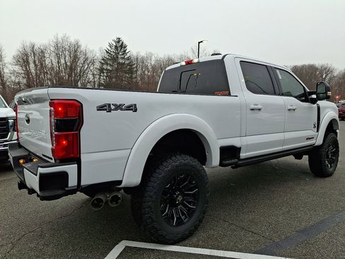 New 2026 Ford F250 Lariat w/ Black Appearance Package image 4