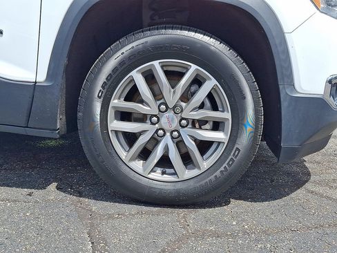 Used 2017 GMC Acadia SLE FWD image 19