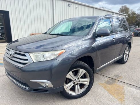 Used 2013 Toyota Highlander Limited image 1