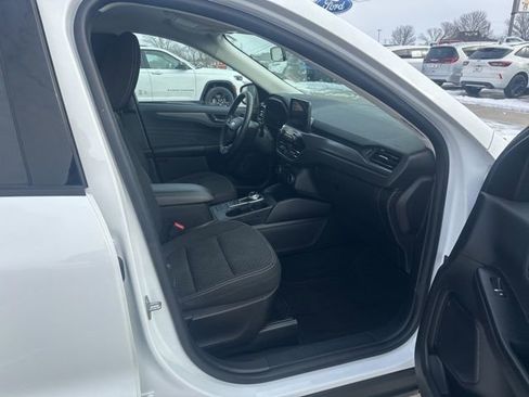 Used 2023 Ford Escape Active image 14