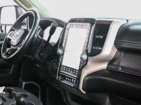 Used 2023 RAM 2500 Laramie AWD/4WD image 26