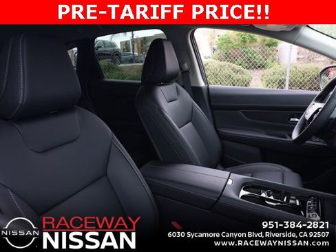 New 2025 Nissan Murano SV image 21