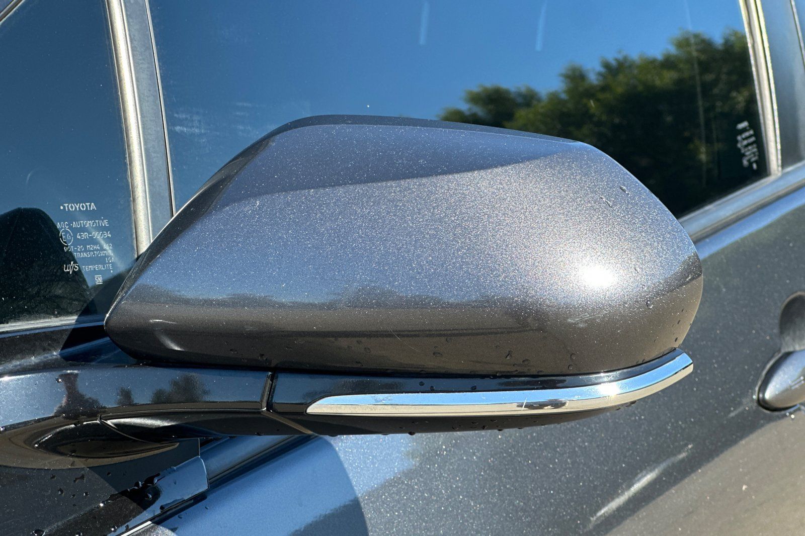 Used 2019 Toyota Prius XLE FWD image 52