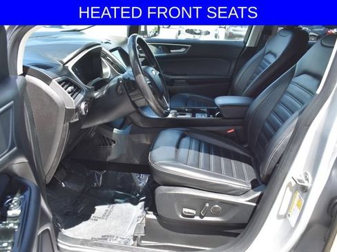 Used 2019 Ford Edge SEL w/ Equipment Group 201A AWD/4WD image 4