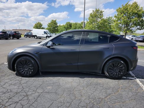 Used 2020 Tesla Model Y Long Range AWD/4WD image 13