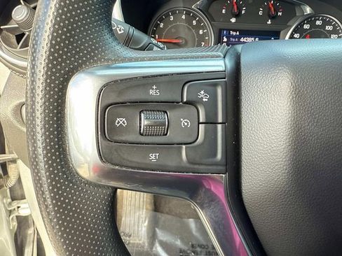 Used 2021 Chevrolet Blazer LT image 39