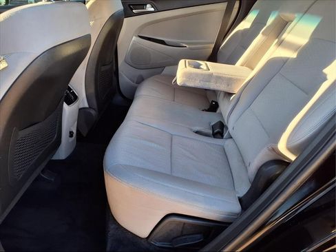 Used 2021 Hyundai Tucson SEL image 24