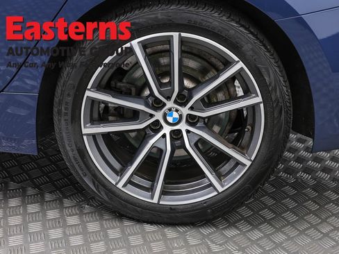 Used 2021 BMW 330i xDrive Sedan w/ Convenience Package AWD/4WD image 35