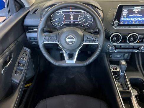 Used 2025 Nissan Sentra SV FWD image 15