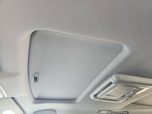 Used 2017 Honda Pilot Elite image 28