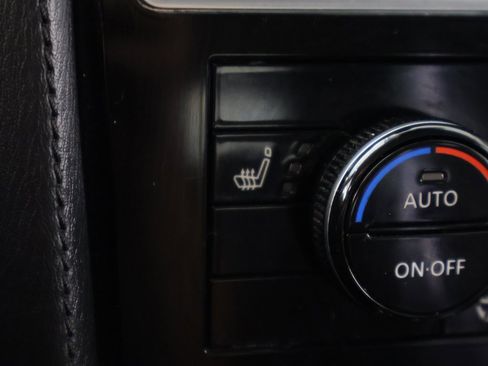 Used 2021 Nissan Armada SV w/ SV Appearance Package image 53