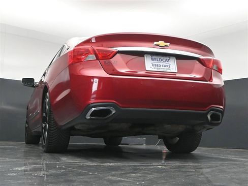 Used 2015 Chevrolet Impala LTZ FWD image 34