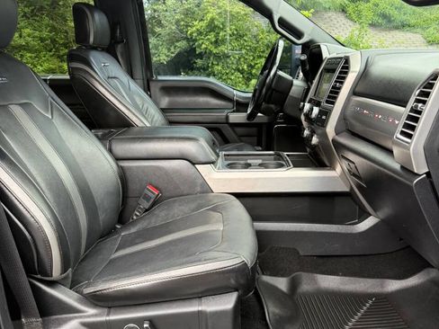 Used 2018 Ford F250 Platinum w/ Platinum Ultimate Package AWD/4WD image 25