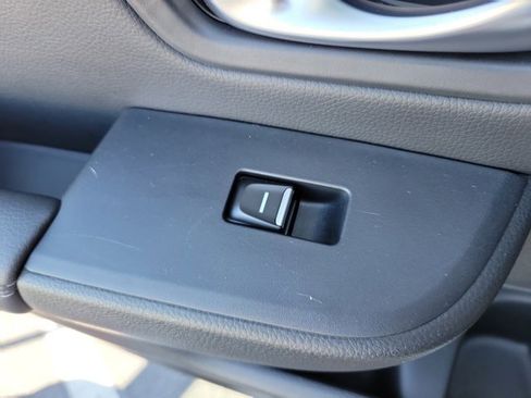 Used 2023 Honda Pilot Touring image 19