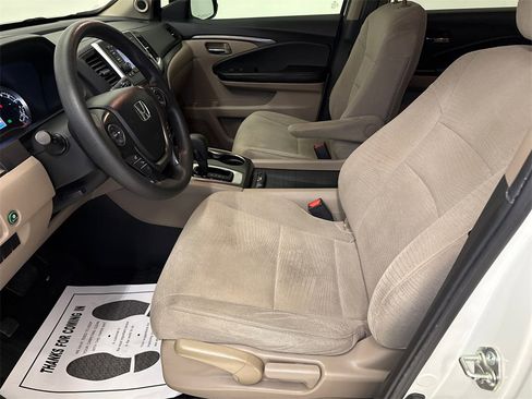 Used 2016 Honda Pilot LX image 19