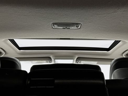 Used 2017 Toyota 4Runner SR5 Premium image 17