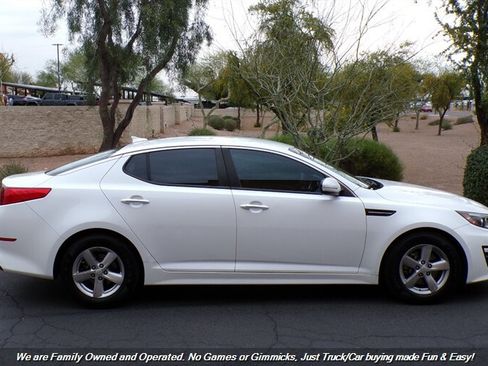 Used 2014 Kia Optima LX w/ Paint Protection Film Package image 5