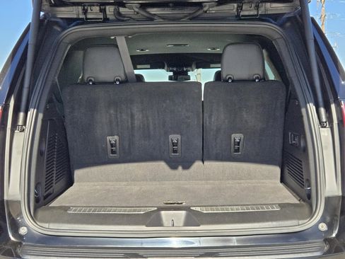 Used 2024 Chevrolet Tahoe Premier image 32