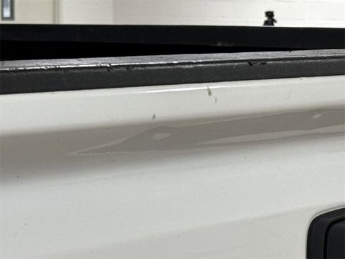 Used 2018 Chevrolet Silverado 1500 LT w/ All Star Edition image 42