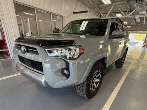 Used 2023 Toyota 4Runner TRD Off-Road Premium w/ Off Road Premium Plus Package AWD/4WD image 15