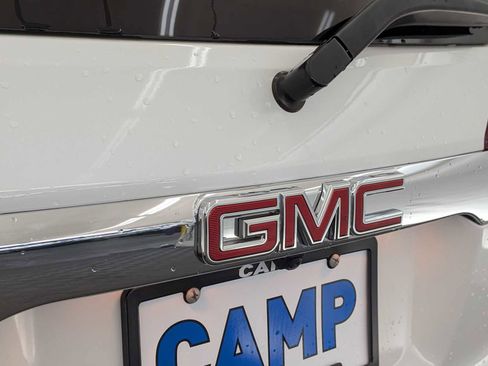 Used 2017 GMC Acadia Denali w/ Technology Package image 11