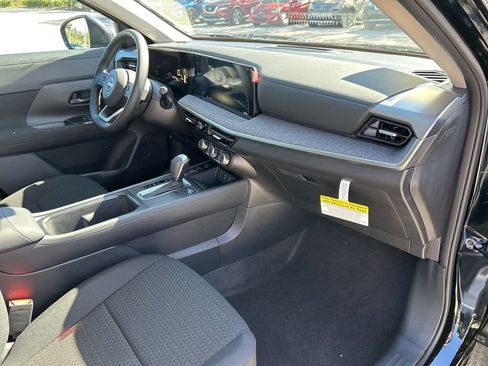 New 2026 Nissan Kicks S image 41