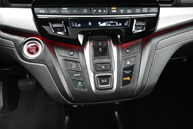 Certified 2025 Honda Odyssey Sport-L image 3