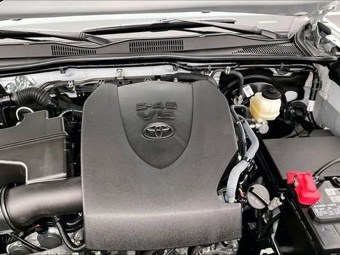 Used 2023 Toyota Tacoma Limited w/ Black Out Package (TMS) image 31