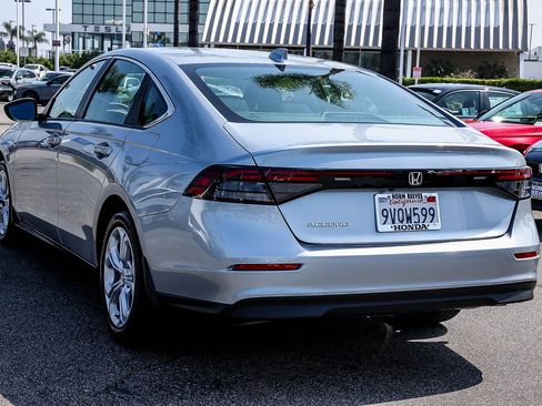 Used 2025 Honda Accord LX image 4