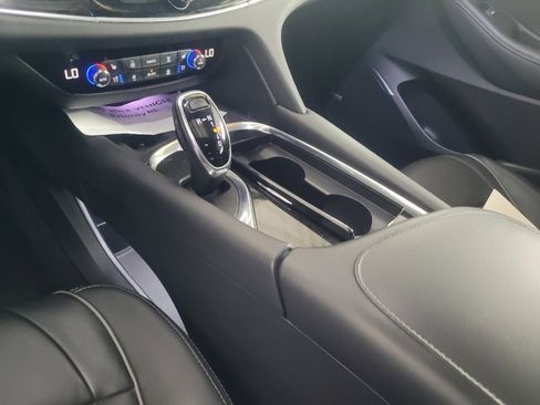 Used 2019 Buick Enclave Avenir w/ Avenir Technology Package AWD/4WD image 26