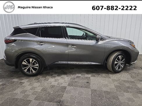 Used 2024 Nissan Murano SV AWD/4WD image 3