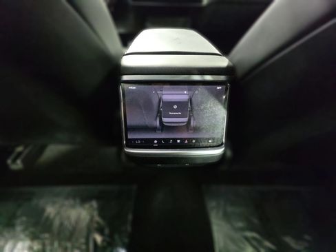 Used 2024 Tesla Model S AWD/4WD image 35