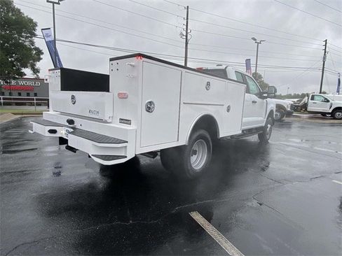 New 2025 Ford F350 XL image 23