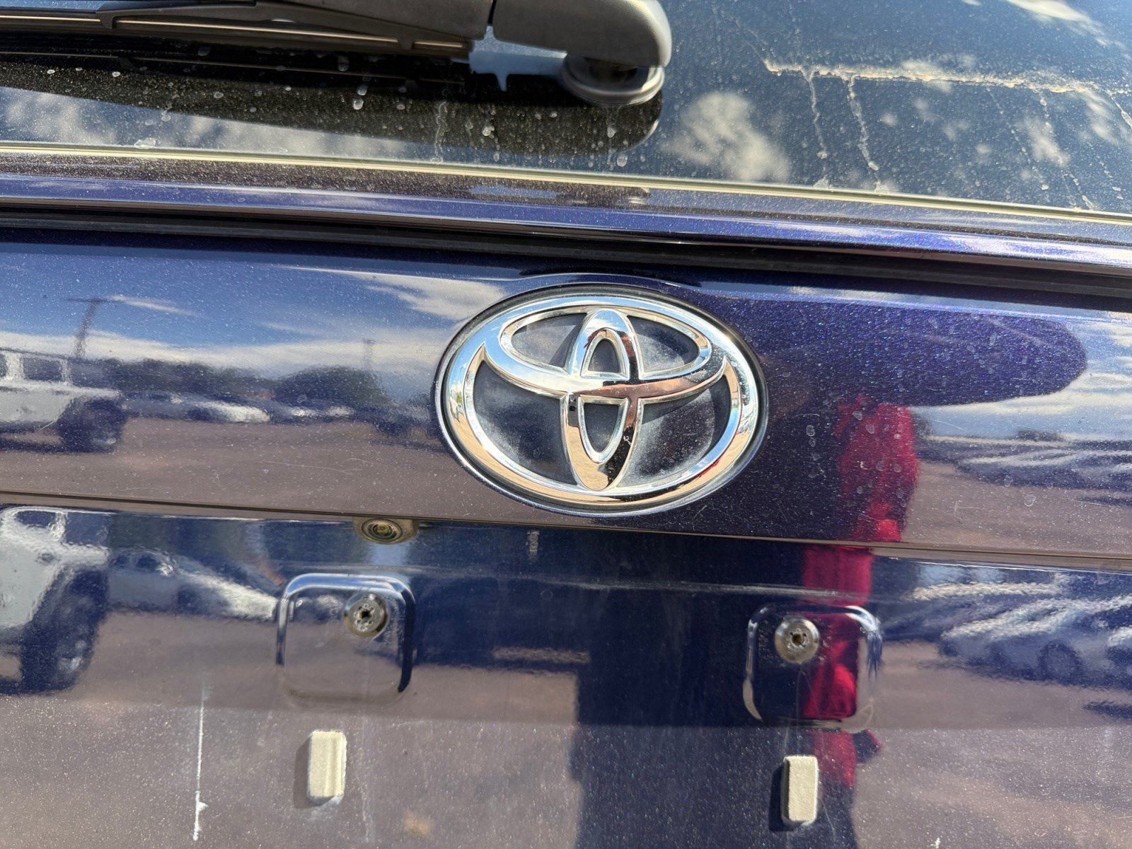 Used 2019 Toyota RAV4 XLE Premium w/ Cold Weather Package AWD/4WD image 22