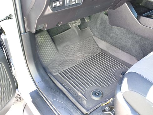 Used 2022 Toyota Tacoma TRD Off-Road w/ Technology Package image 23