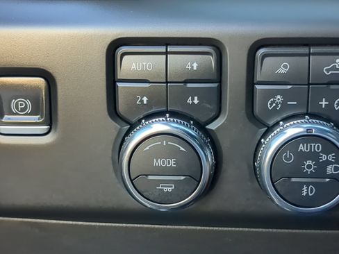 Used 2023 GMC Sierra 1500 AT4X w/ AT4X AEV Edition AWD/4WD image 63