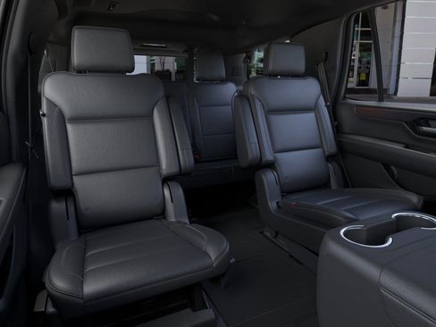 New 2026 GMC Yukon Denali w/ Sun & Power Step Package image 17