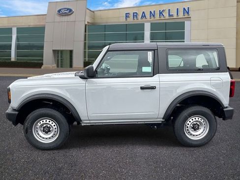 New 2026 Ford Bronco 2-Door AWD/4WD image 4