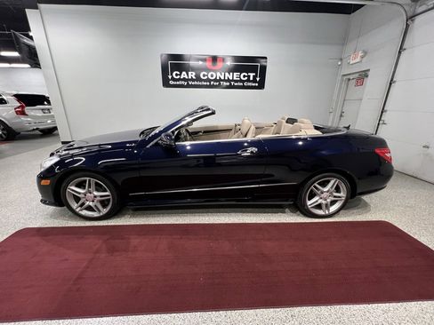 Used 2011 Mercedes-Benz E 550 E 550 w/ Premium 2 Pkg image 18