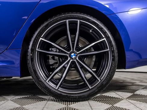 Used 2023 BMW 330i Sedan w/ M Sport Package RWD image 37