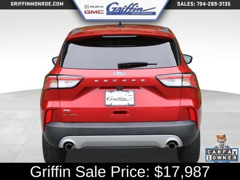 Used 2021 Ford Escape SE w/ Convenience Package FWD image 4